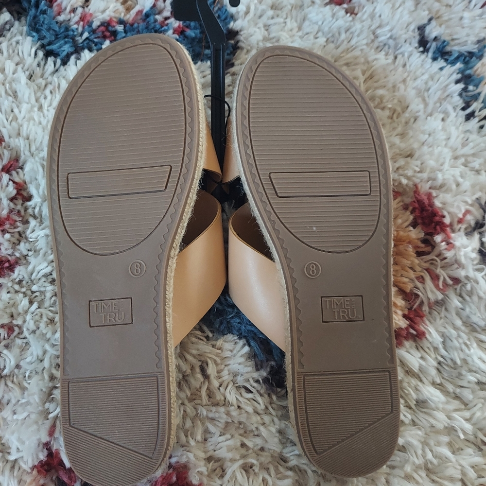 LAST CHANCE Cross Band Espadrille Sandals NWT Size 8 - Picture 2 of 3